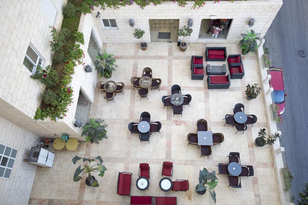 Angel Hotel Bethlehem Bagian luar foto