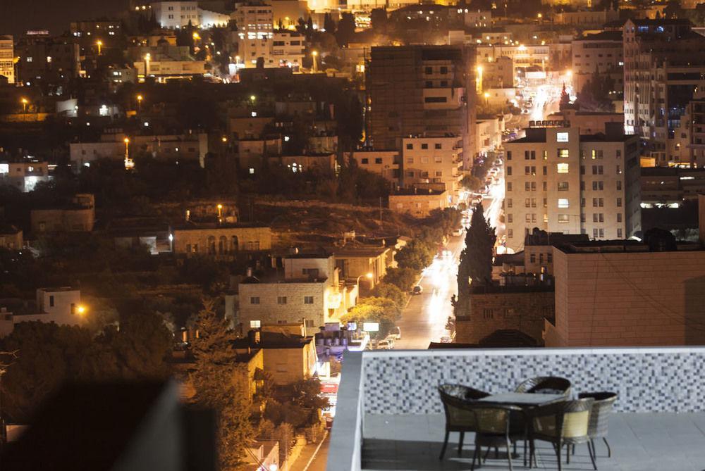 Angel Hotel Bethlehem Bagian luar foto